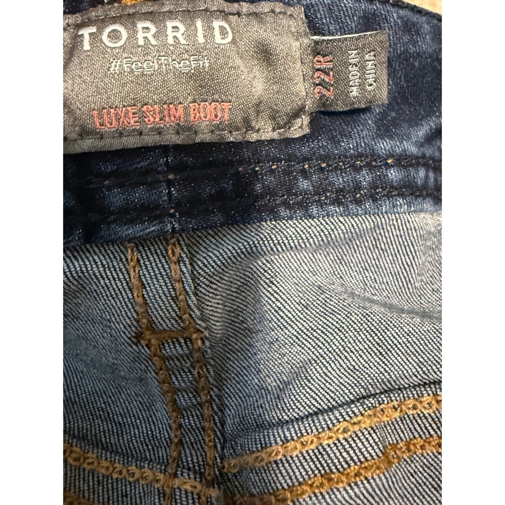 Torrid Luxe Slim Boot Jeans Womens 22R Medium Wash Stretch Denim Bootcut Pants - Picture 5 of 7